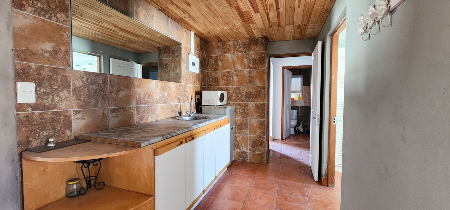 4 Bedroom Property for Sale in Struisbaai Western Cape